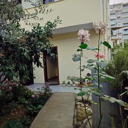 Xani Bed & Breakfast