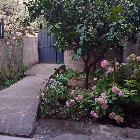 Xani Frühstückspension *