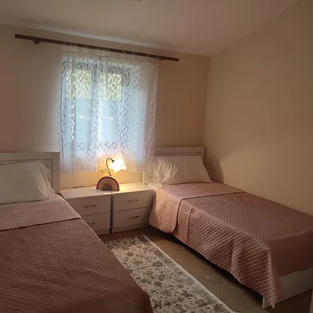 Xani Bed & Breakfast