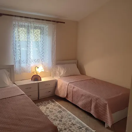 Xani Bed & Breakfast *